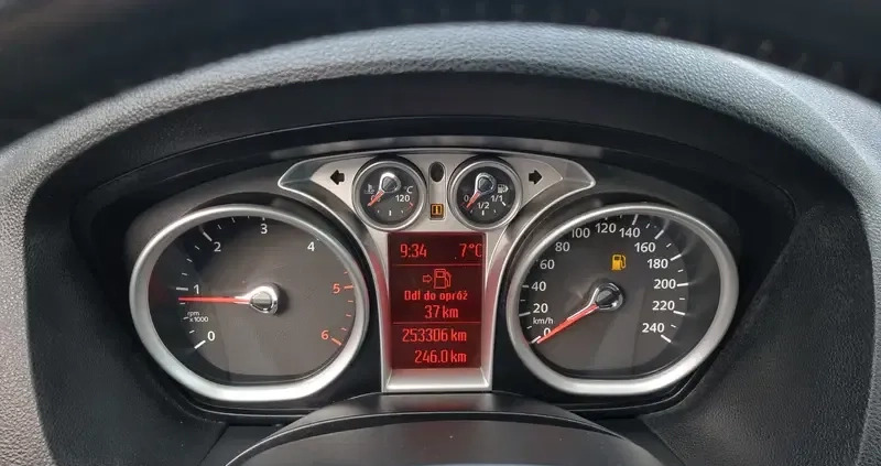 Ford Kuga cena 33900 przebieg: 252000, rok produkcji 2009 z Siedlce małe 596